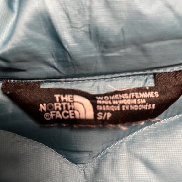 The North Face Nuptse Down Blue Teal Women's Puffer Jacket - SP - Picture 7 of 13